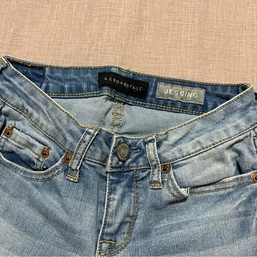 Aeropostale Skinny Distressed Jeans Women's Size 000 Teen Y2K light wash - Picture 5 of 5
